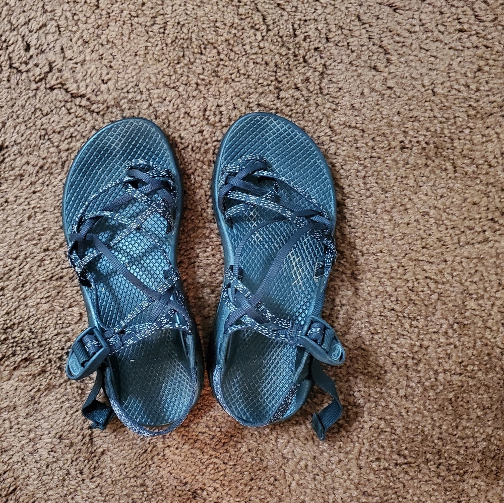 Chaco sandles W7